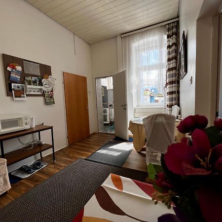 Abdalla Apartments Knittelfeld Exteriör bild